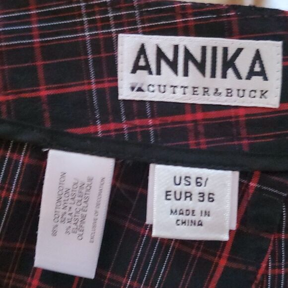 Annika Cutter & Buck Golf Shorts 6 - Picture 8 of 8